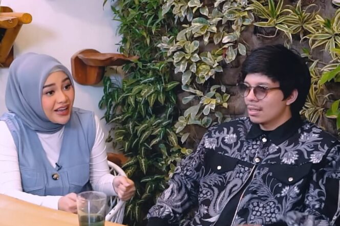 
 Atta Halilintar akui dirinya pernah melamar perempuan lain sebelum resmi menikah dengan Aurel Hermansyah (Foto: YT Denny Sumargo)